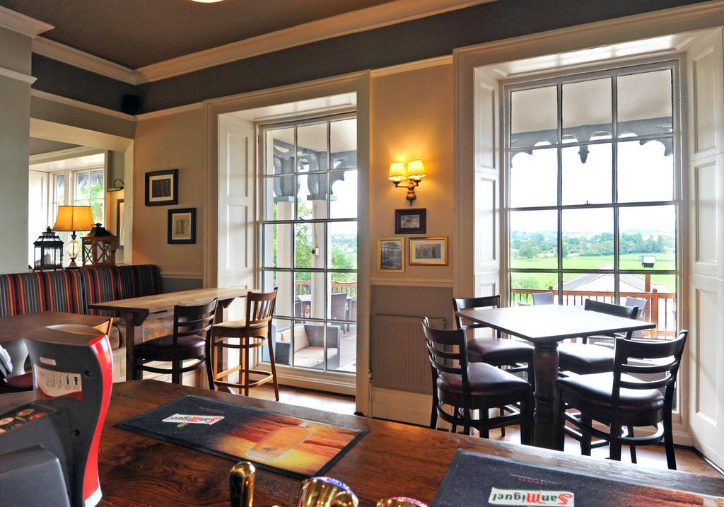 Royal Hotel By Greene King Inns Ross-on-Wye Bagian luar foto